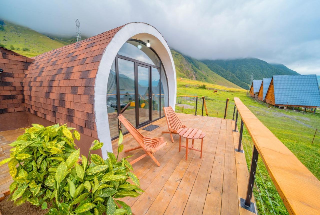 Kazbegi Glamping Hotel Bagian luar foto