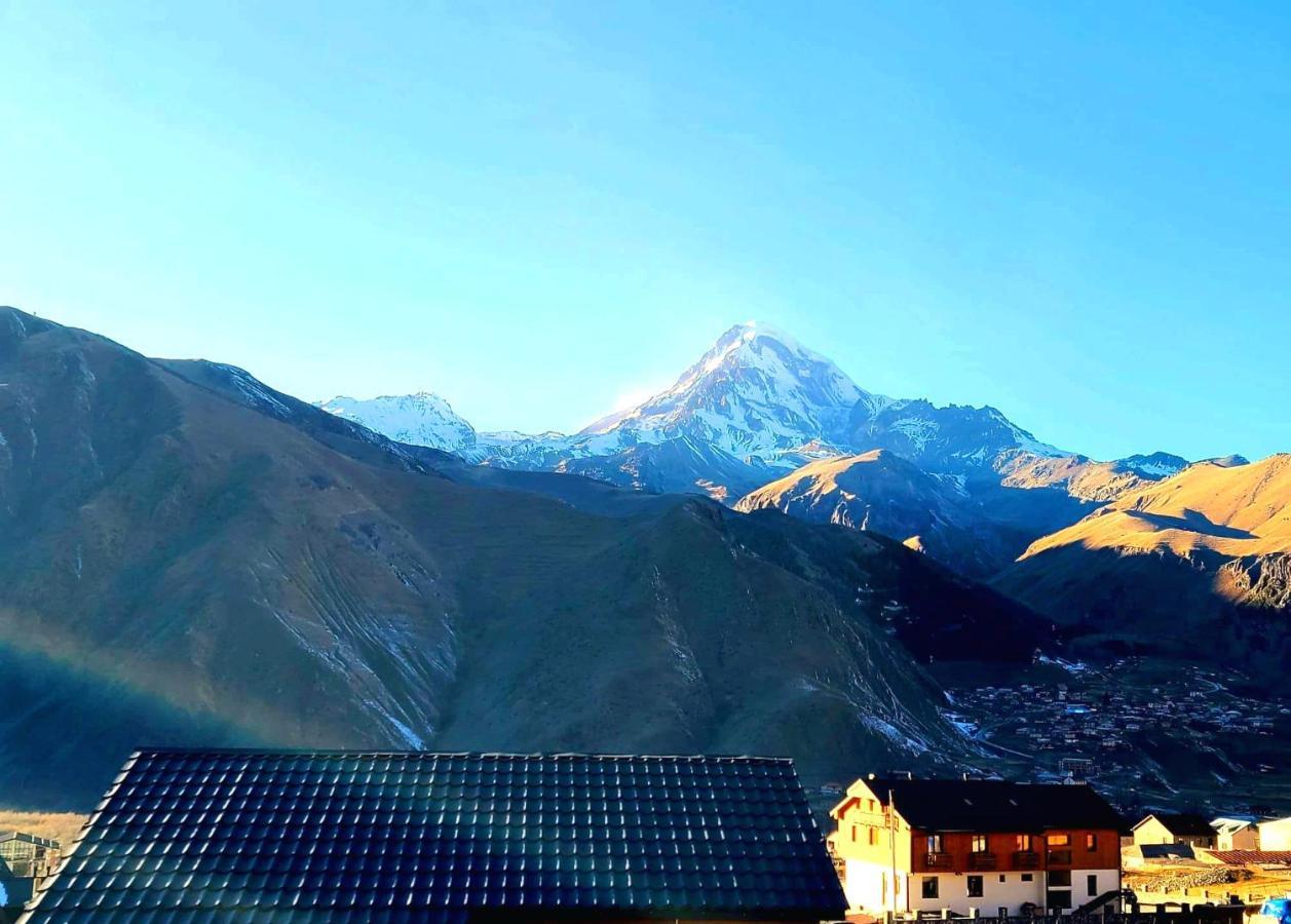 Kazbegi Glamping Hotel Bagian luar foto
